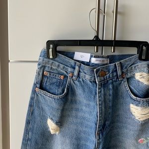 Floral detailed jeans